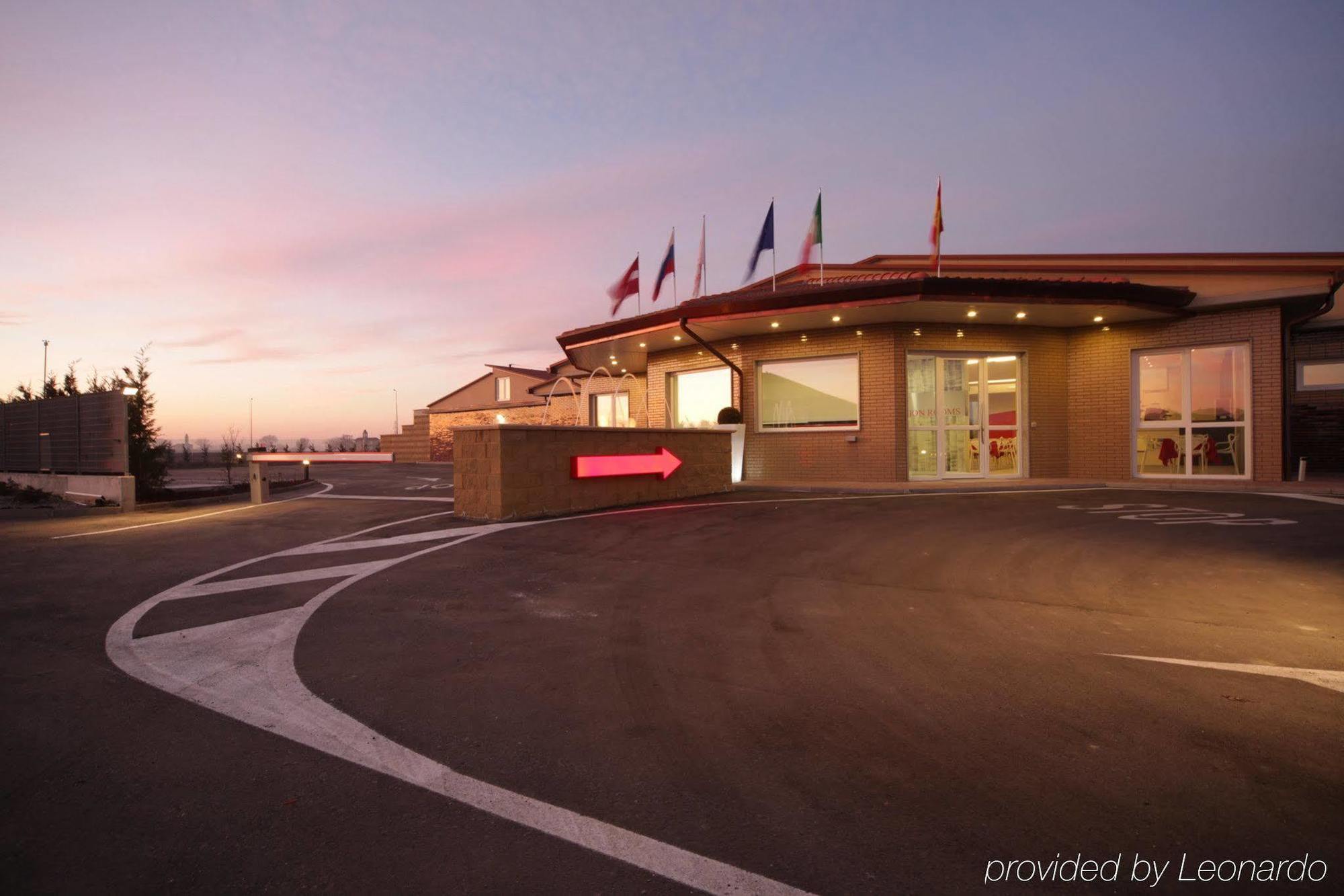 Motel Autosole Vip Castelnuovo Scrivia Exteriör bild